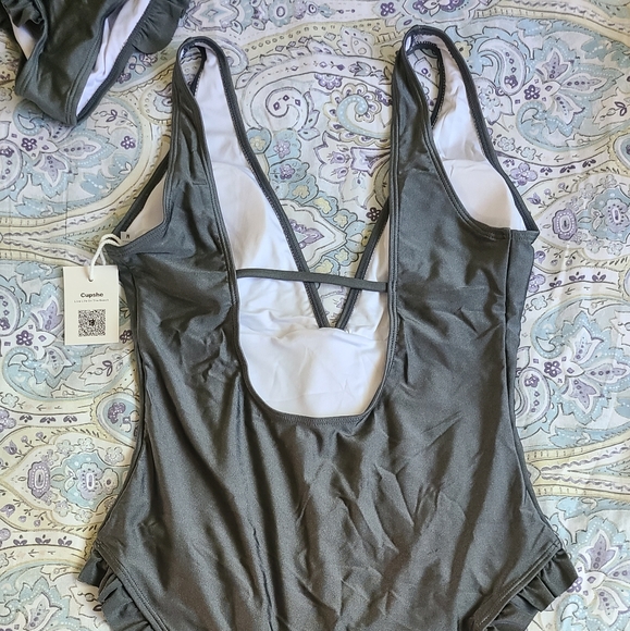 NWT Cupshe Grey One Piece Swimsuit Sz. M - Picture 2 of 4